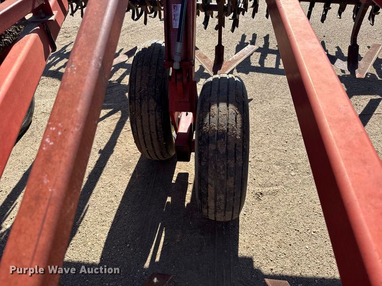 image for item EG6481 Sunflower 3060-42 Fallow-King sweep plow