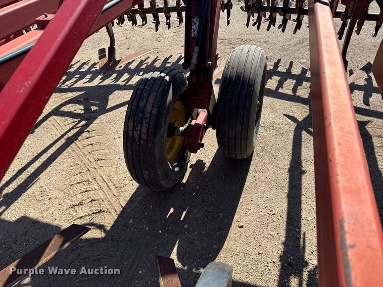 image for item EG6481 Sunflower 3060-42 Fallow-King sweep plow