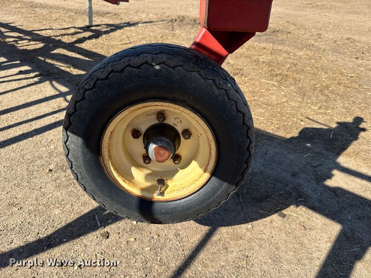 image for item EG6481 Sunflower 3060-42 Fallow-King sweep plow