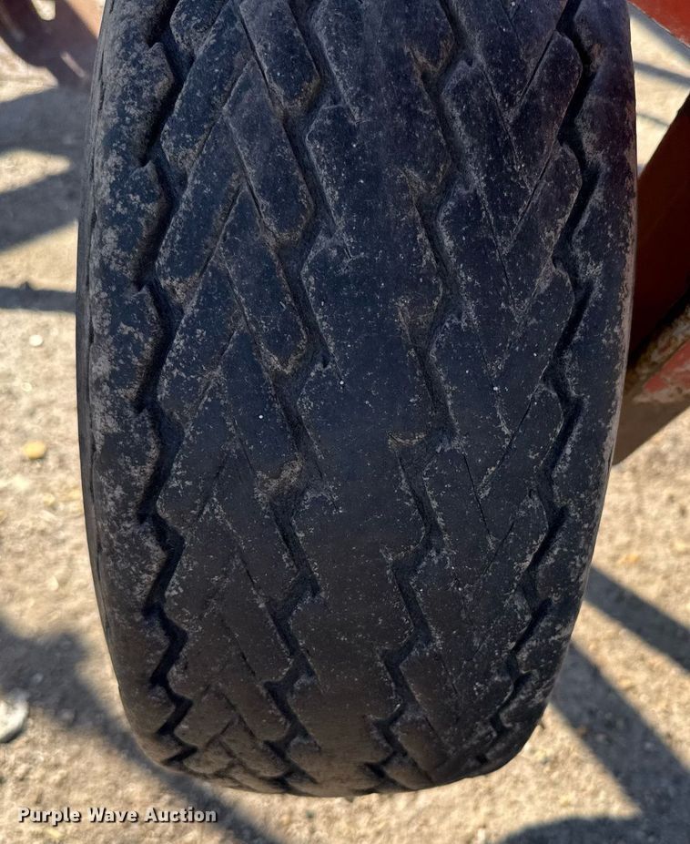 image for item EG6481 Sunflower 3060-42 Fallow-King sweep plow