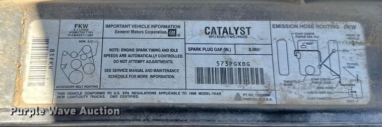 image for item EG6488 1998 Chevrolet GMT-400 Ext. Cab pickup truck