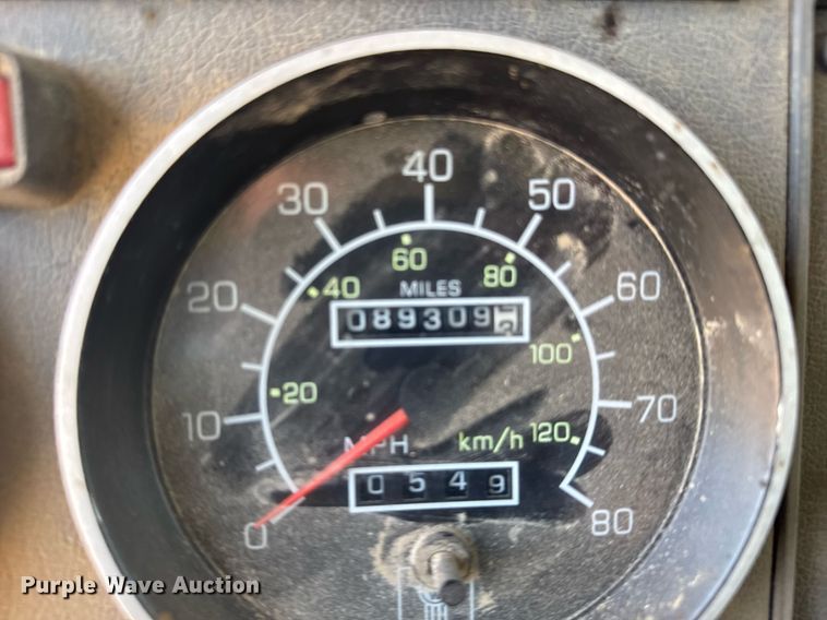 image for item EG6490 2009 Kenworth T370 truck cab and chassis