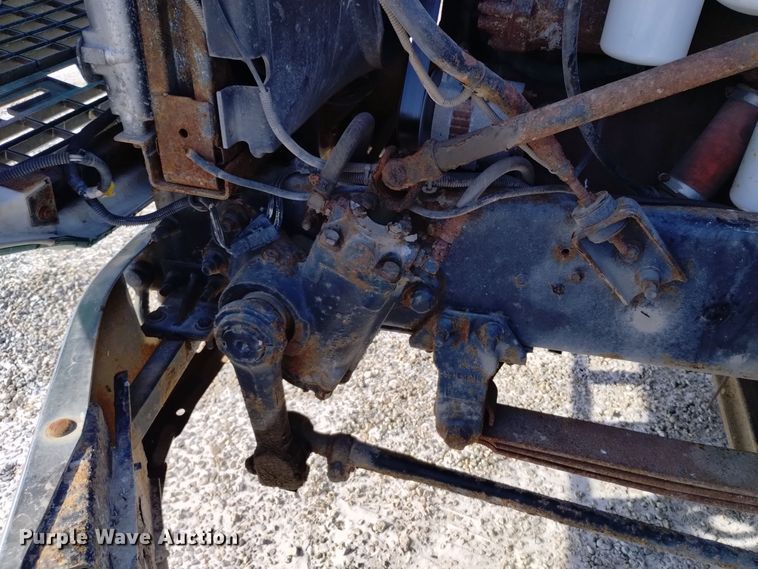 image for item EH0118 1999 Mack CH613 fertilizer delivery truck