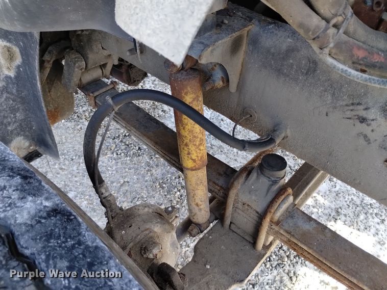 image for item EH0118 1999 Mack CH613 fertilizer delivery truck