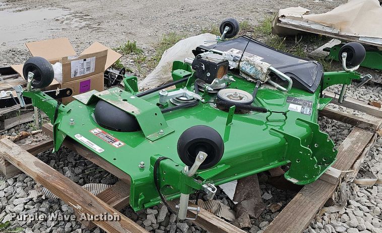 image for item EH8982 2021 John Deere AutoConnect 60D mower deck