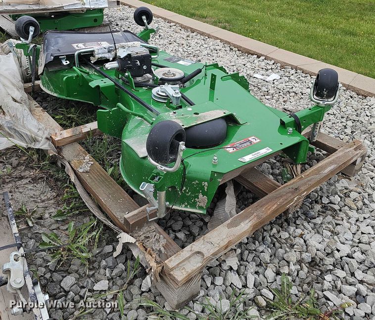 image for item EH8982 2021 John Deere AutoConnect 60D mower deck