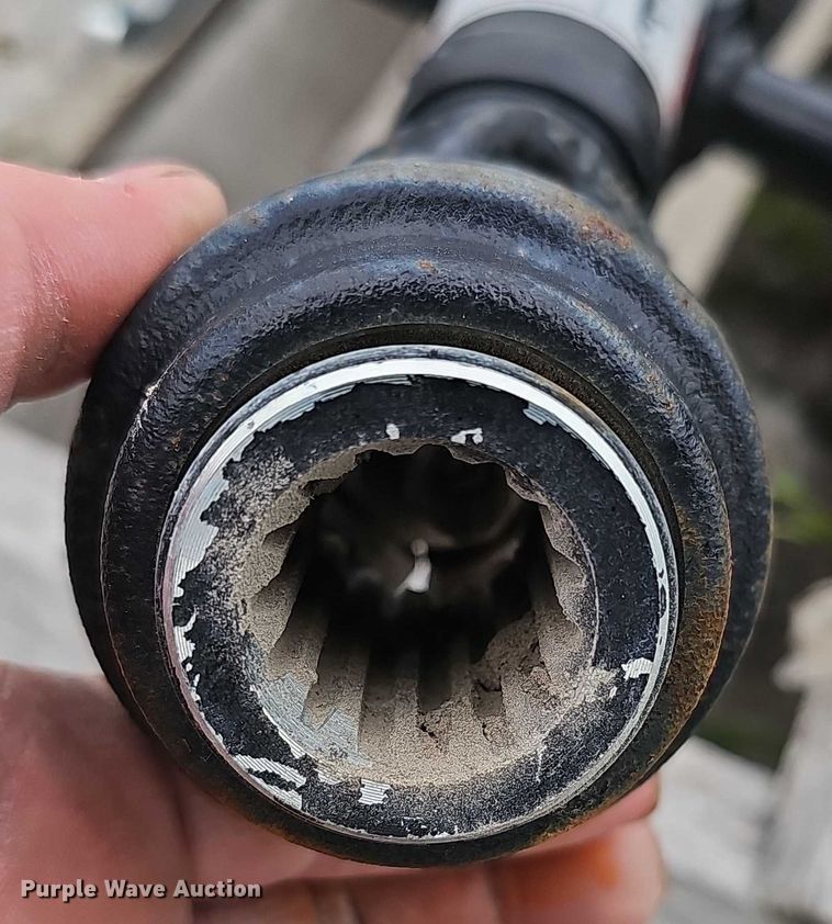 image for item EH8982 2021 John Deere AutoConnect 60D mower deck