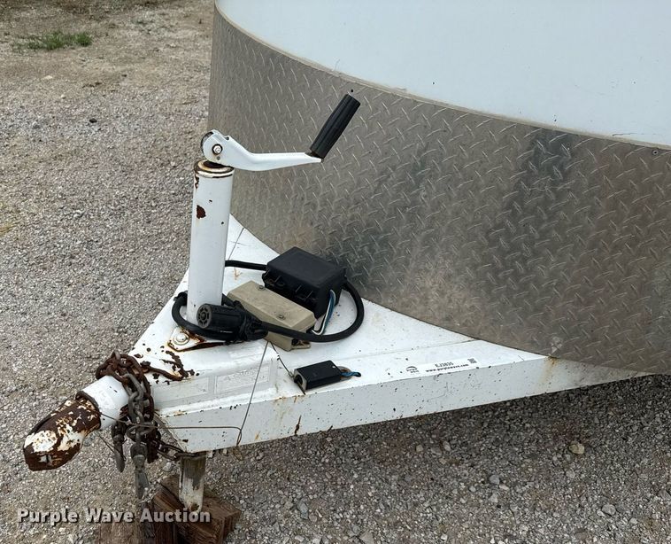 image for item EJ3835 2015 S & H SHH0832-14 livestock trailer