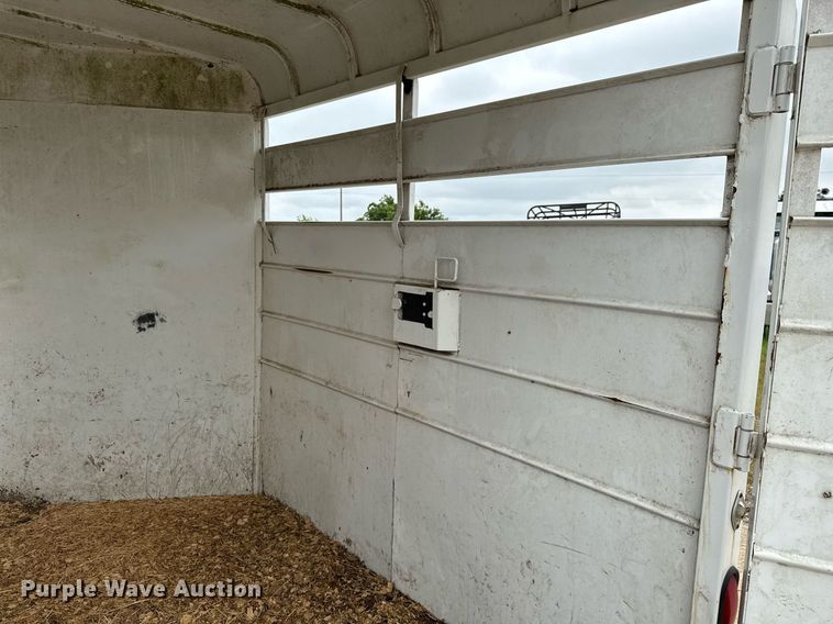 image for item EJ3835 2015 S & H SHH0832-14 livestock trailer