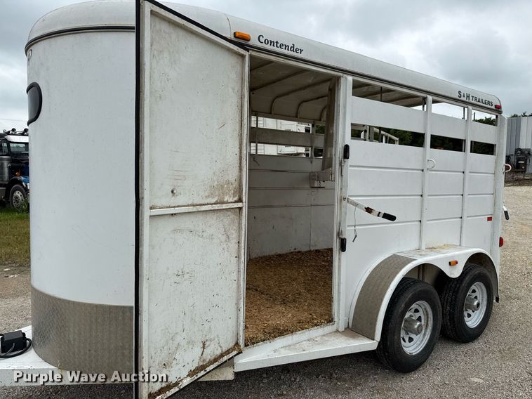 image for item EJ3835 2015 S & H SHH0832-14 livestock trailer