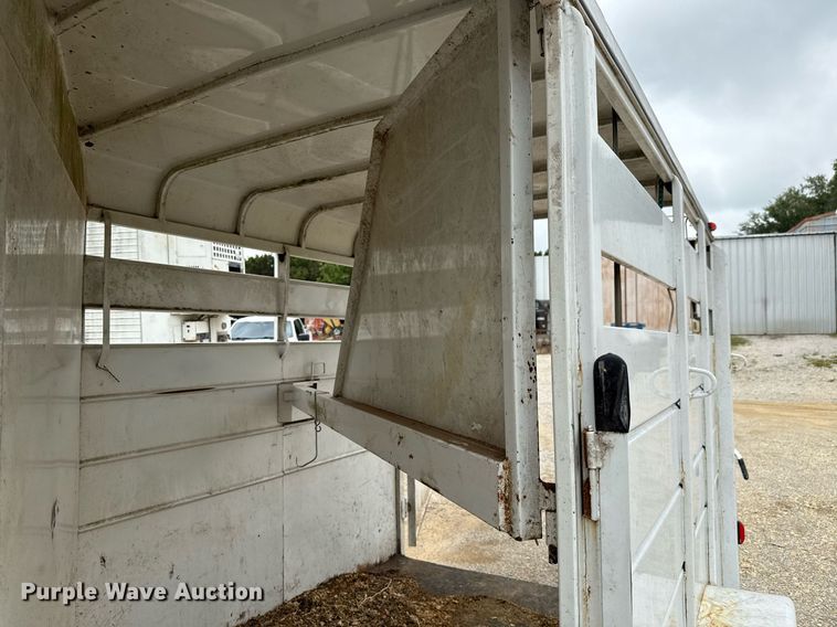 image for item EJ3835 2015 S & H SHH0832-14 livestock trailer