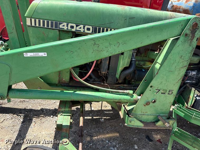 image for item EJ4640 1979 John Deere 4040  tractor