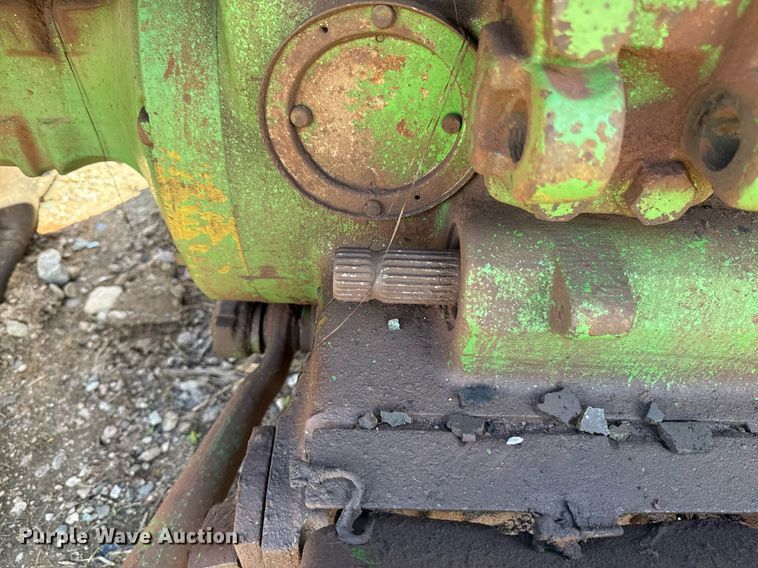 image for item EJ4640 1979 John Deere 4040  tractor