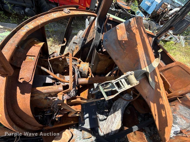 image for item EJ4640 1979 John Deere 4040  tractor