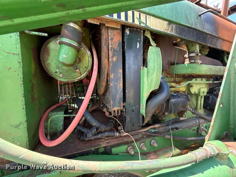 image for item EJ4640 1979 John Deere 4040  tractor
