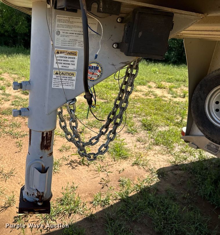 image for item EJ4646 2008 Blue Ribbon SS 406 horse trailer