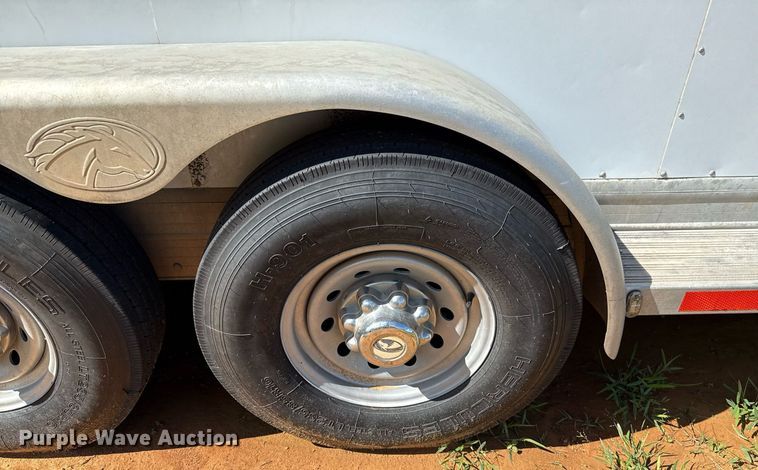 image for item EJ4646 2008 Blue Ribbon SS 406 horse trailer