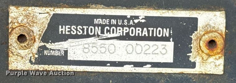 image for item EJ4682 1999 Hesston 8550 swather / windrower