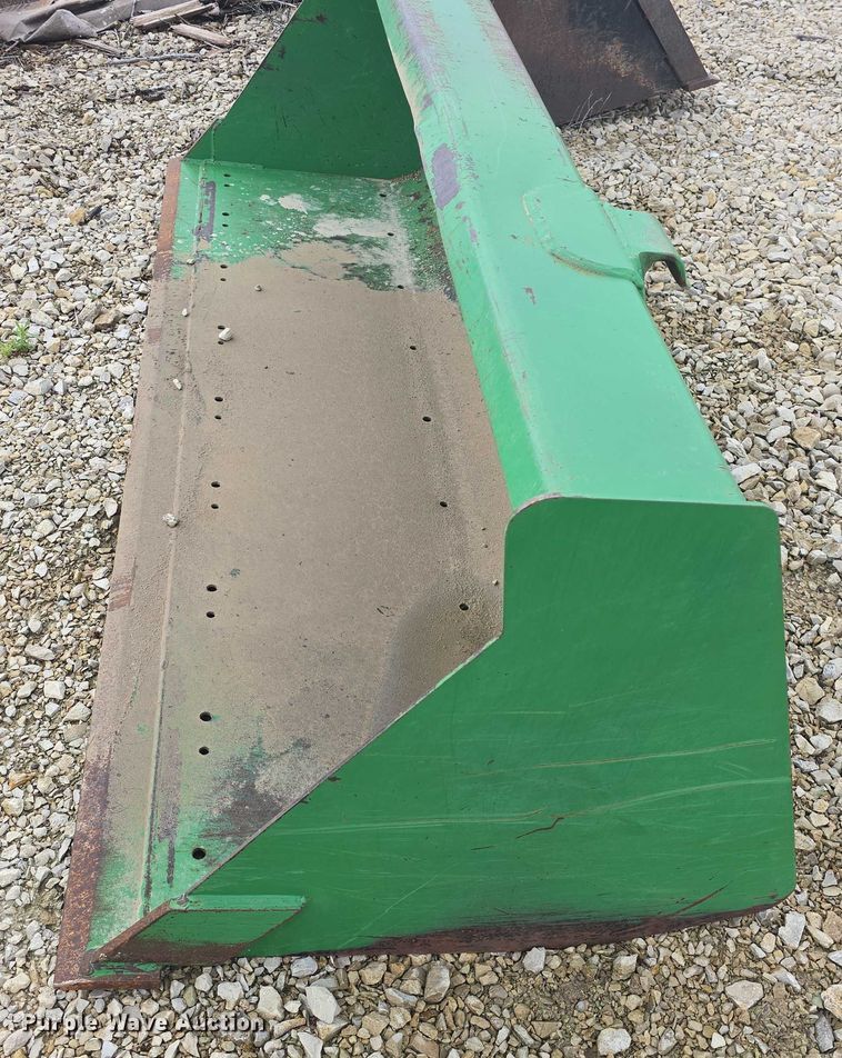 image for item EK5295 John Deere bucket