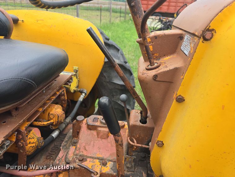 image for item EK5299 Minneapolis Moline 445 tractor