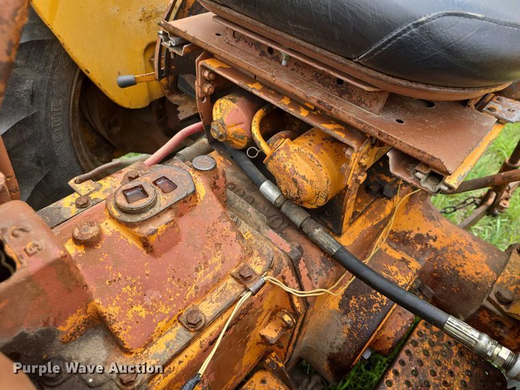 image for item EK5299 Minneapolis Moline 445 tractor