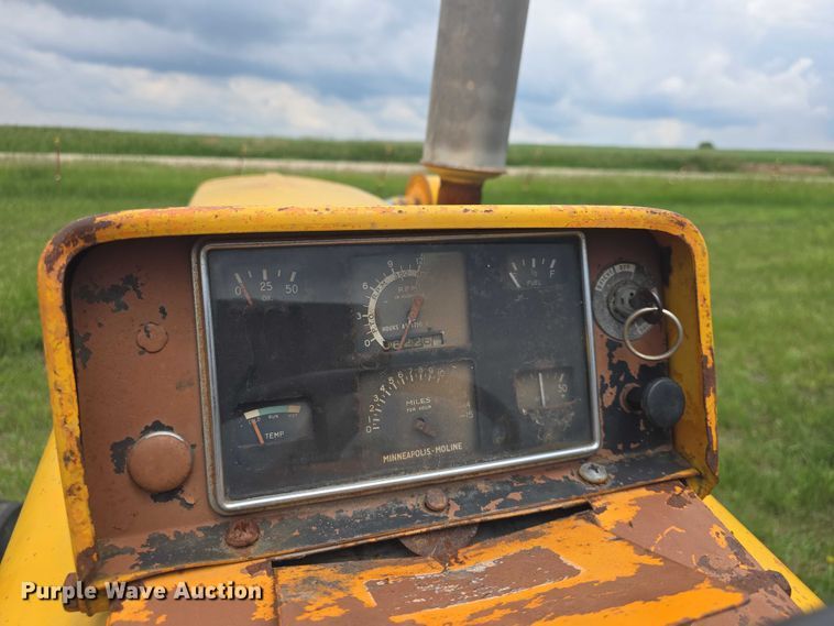 image for item EK5299 Minneapolis Moline 445 tractor