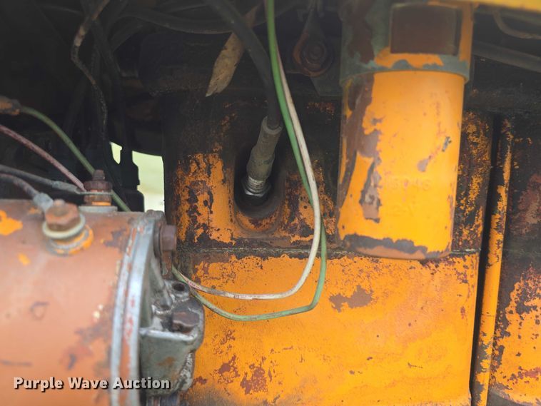 image for item EK5299 Minneapolis Moline 445 tractor