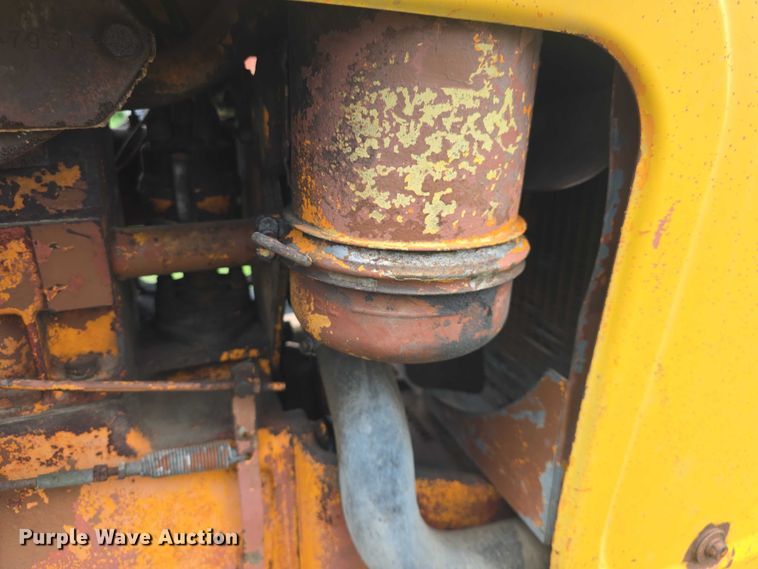 image for item EK5299 Minneapolis Moline 445 tractor