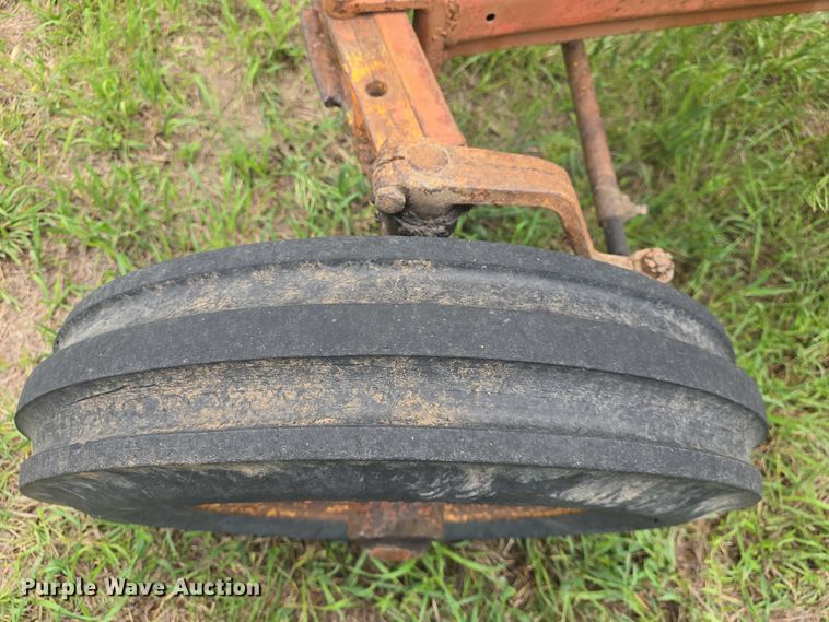 image for item EK5299 Minneapolis Moline 445 tractor