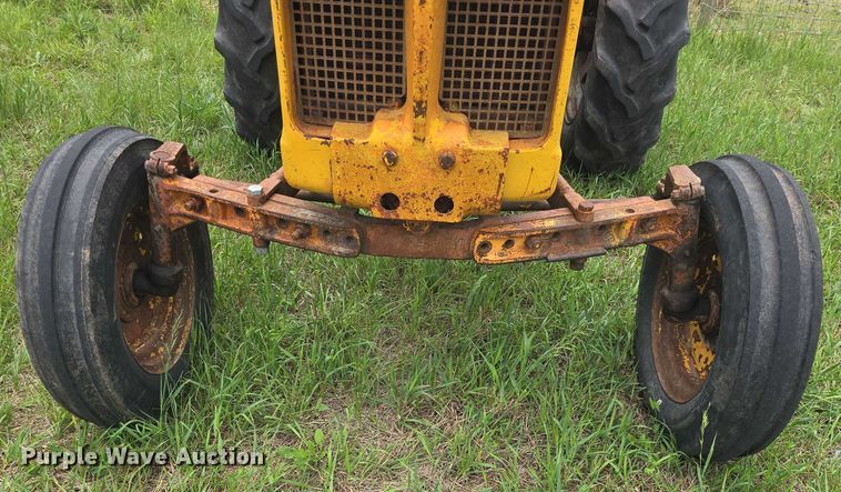 image for item EK5299 Minneapolis Moline 445 tractor