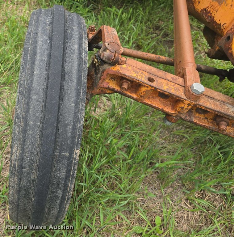 image for item EK5299 Minneapolis Moline 445 tractor