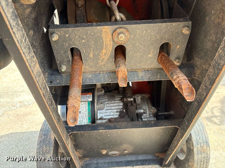 image for item EM2570 DR Lawn Aerator aerator