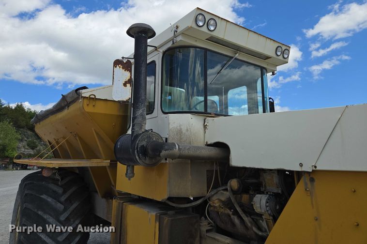 image for item EM7368 Ag-Chem 1253 spreader