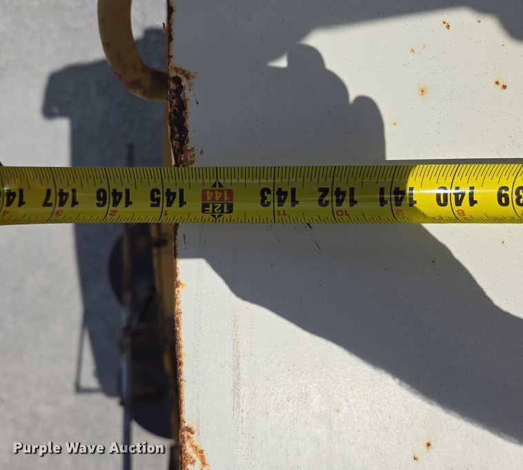 image for item EM7368 Ag-Chem 1253 spreader