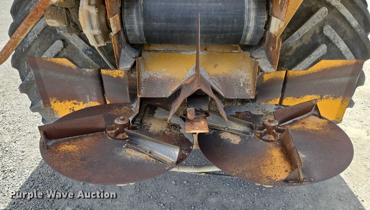 image for item EM7368 Ag-Chem 1253 spreader