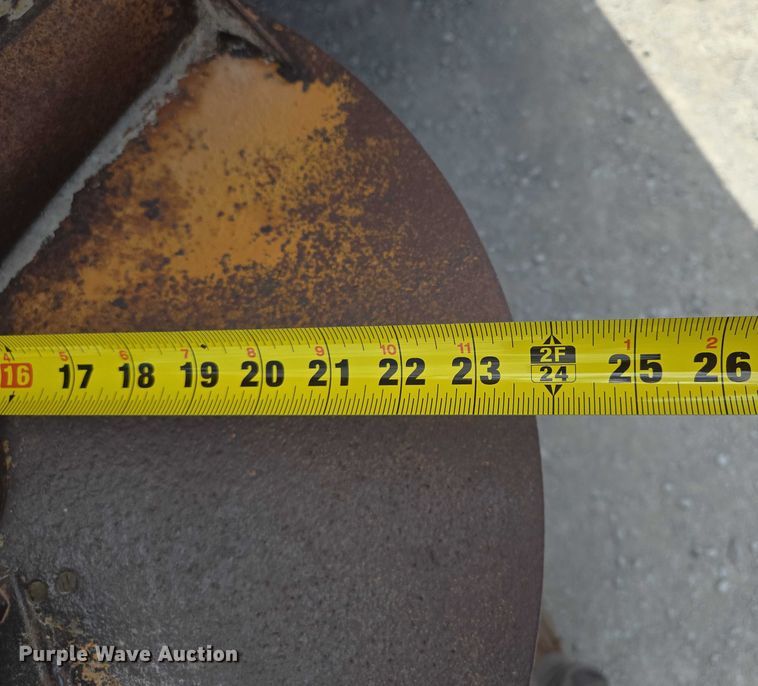 image for item EM7368 Ag-Chem 1253 spreader