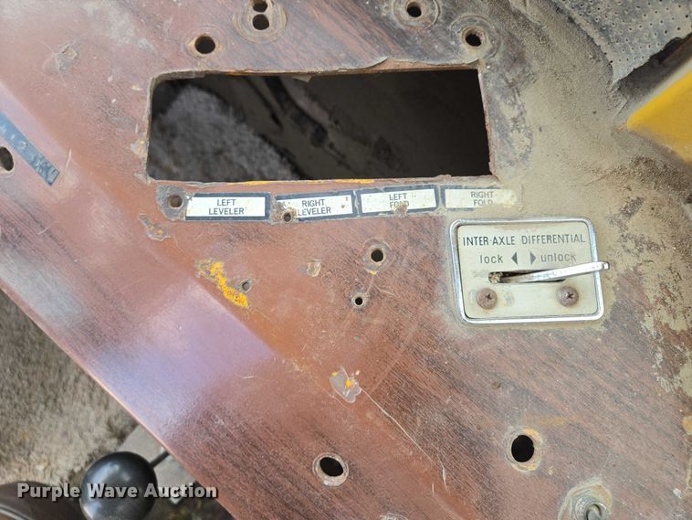 image for item EM7368 Ag-Chem 1253 spreader