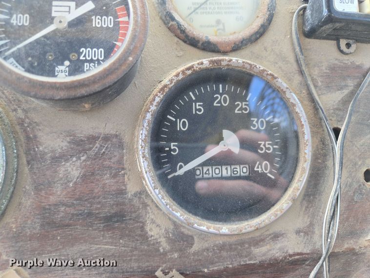 image for item EM7368 Ag-Chem 1253 spreader