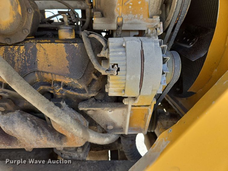 image for item EM7368 Ag-Chem 1253 spreader