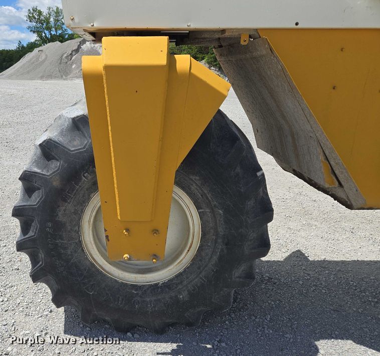 image for item EM7368 Ag-Chem 1253 spreader