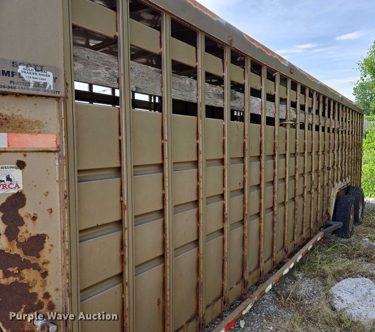 image for item EM7373 2001 Travalong livestock trailer