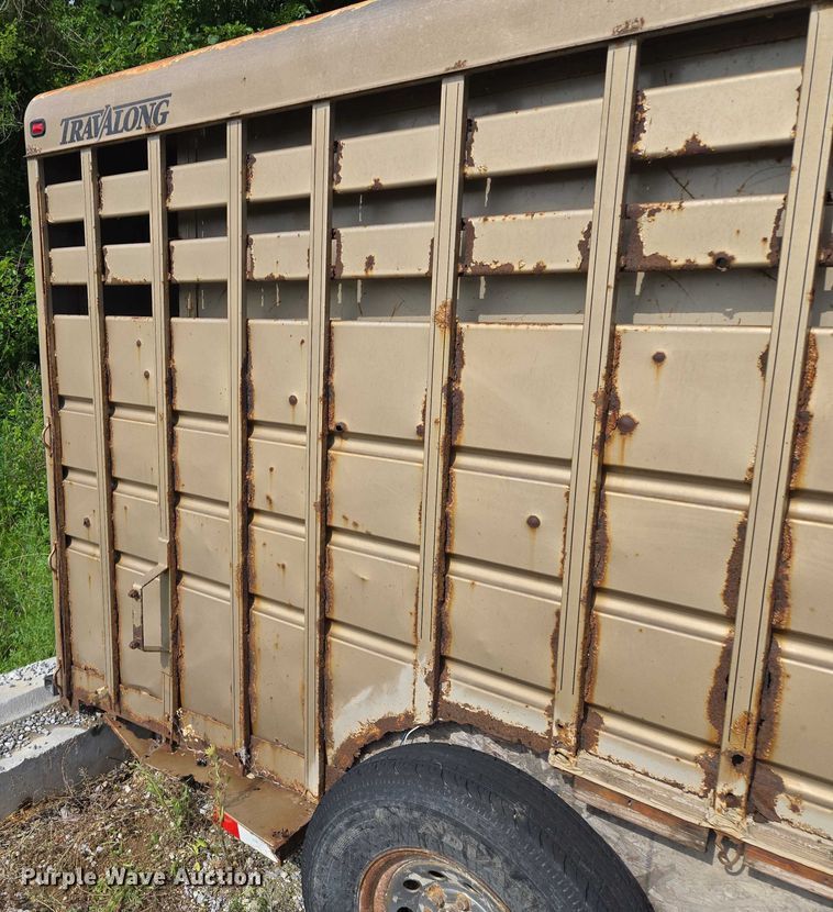 image for item EM7373 2001 Travalong livestock trailer