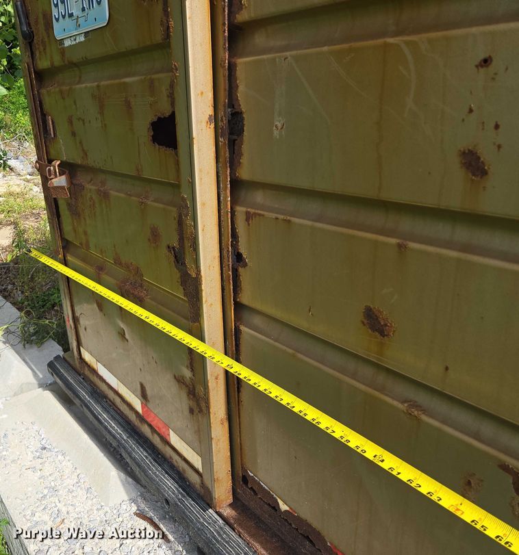 image for item EM7373 2001 Travalong livestock trailer