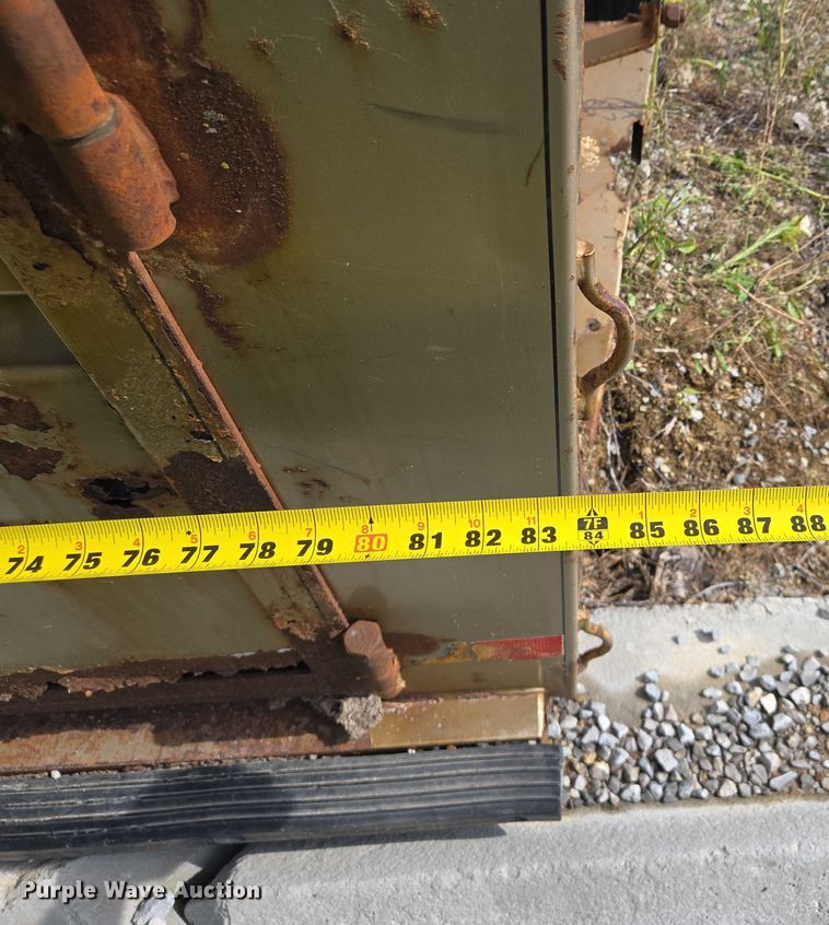 image for item EM7373 2001 Travalong livestock trailer