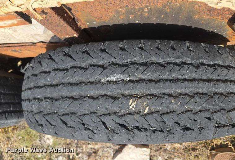 image for item EM7373 2001 Travalong livestock trailer