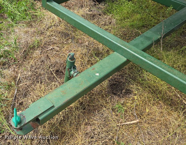 image for item EM7379 King Ag feed wagon