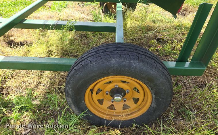 image for item EM7379 King Ag feed wagon