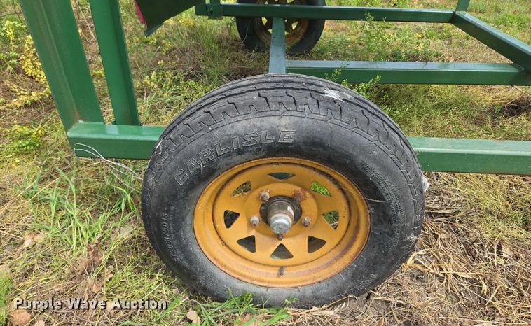 image for item EM7379 King Ag feed wagon