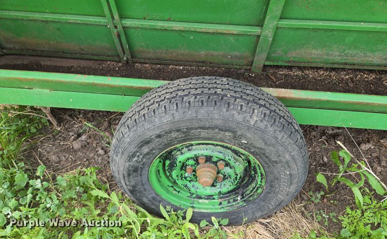 image for item EM7381 Livestock feeder 