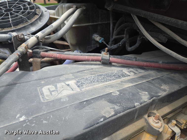 image for item EM7428 2005 Freightliner Business Class M2 fertilizer delivery truck